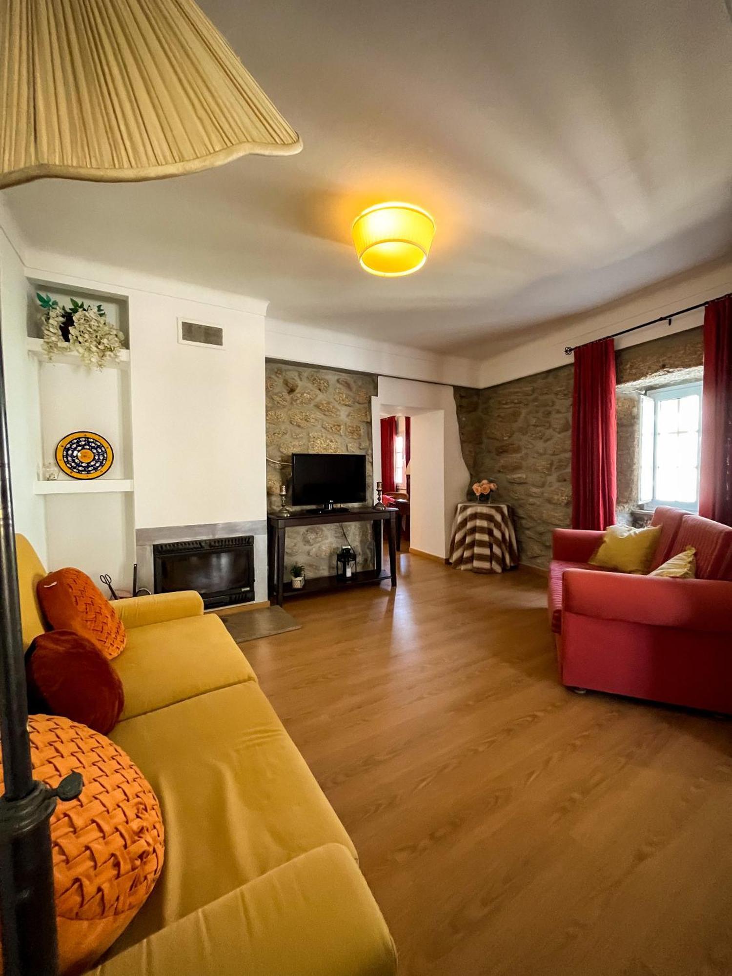 Casa Da Fonte Grande - By Cabralina Apartments Белмонте Екстер'єр фото