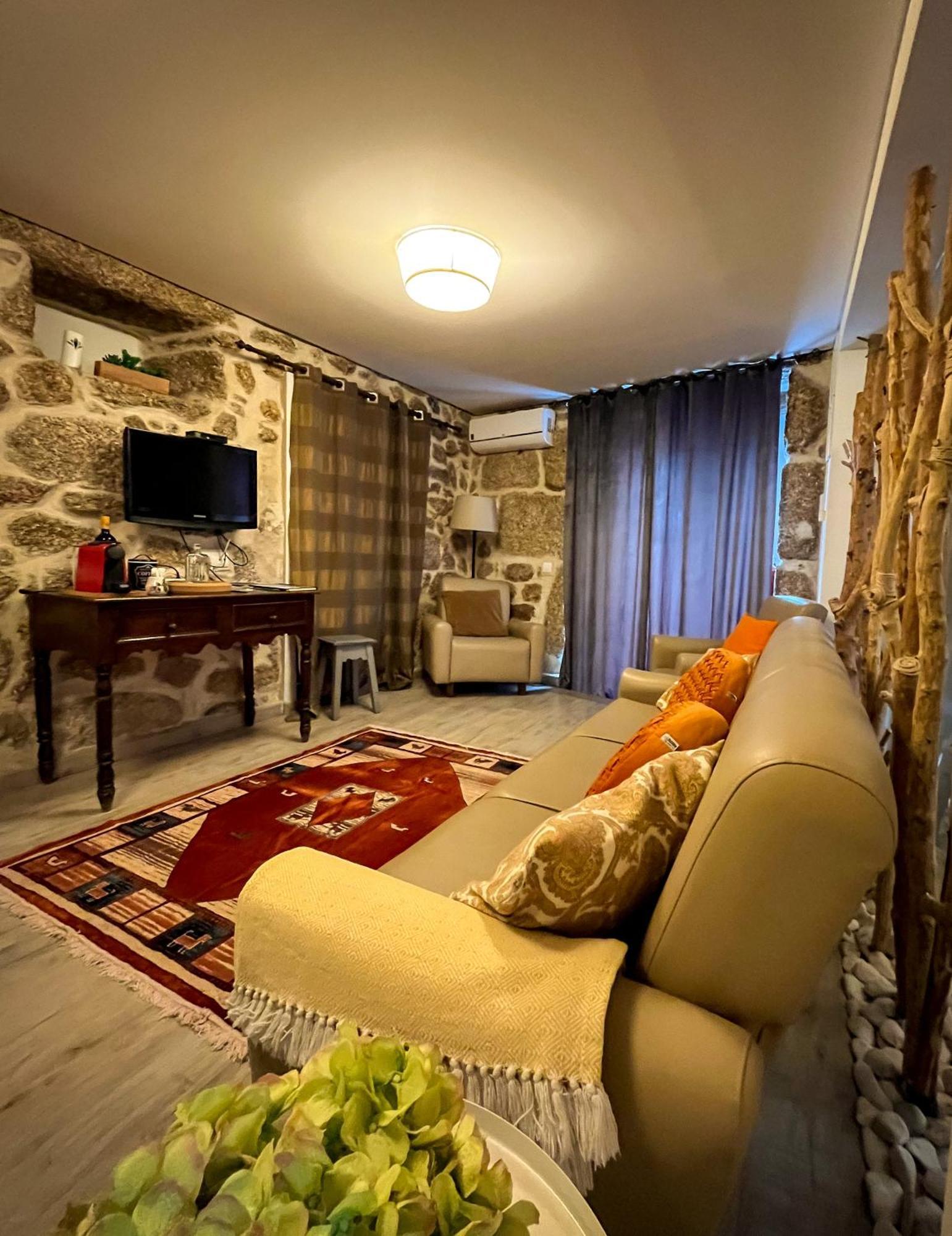 Casa Da Fonte Grande - By Cabralina Apartments Белмонте Екстер'єр фото